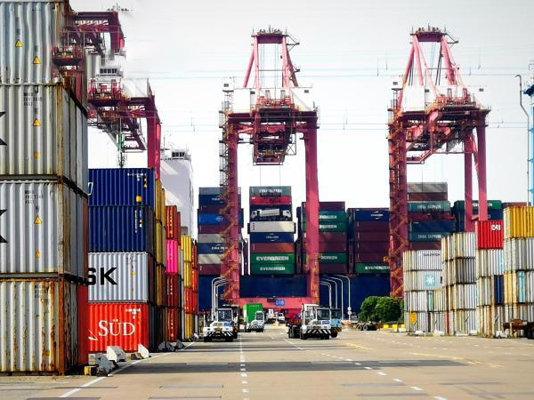 Ningbo intern og udenrigshandel integration af vejen, hvordan man kan gå mere stabilt og hurtigere?