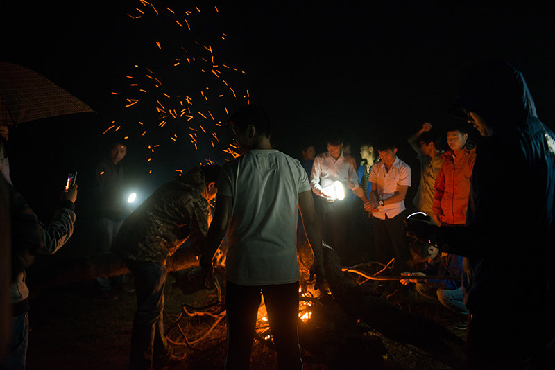 Fire In The Wild Behov for at mestre den sunde fornuft og nøglepunkter